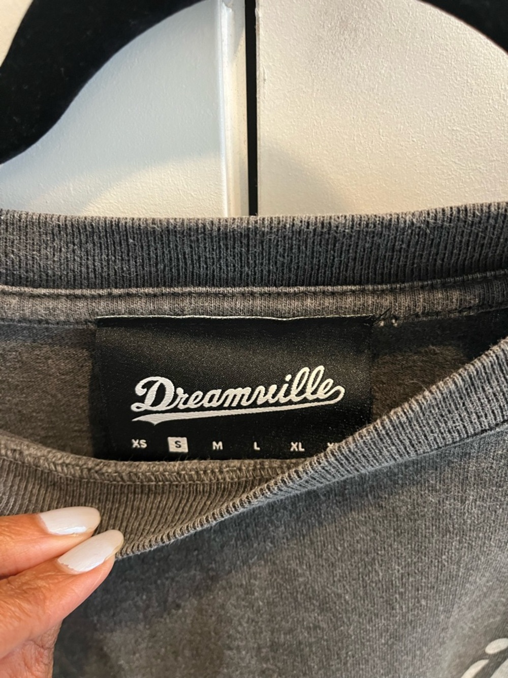 Dreamville Unisex Oversized Faded Grey Distressed Concert Tee (Small) - Picture 3 of 5